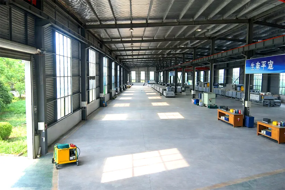 ZonHoo industrial oven manufacturing workshop with long production