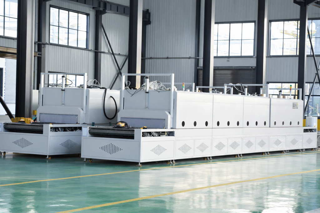 Multi-zone industrial conveyor oven with insulated tunnel for continuous heating process