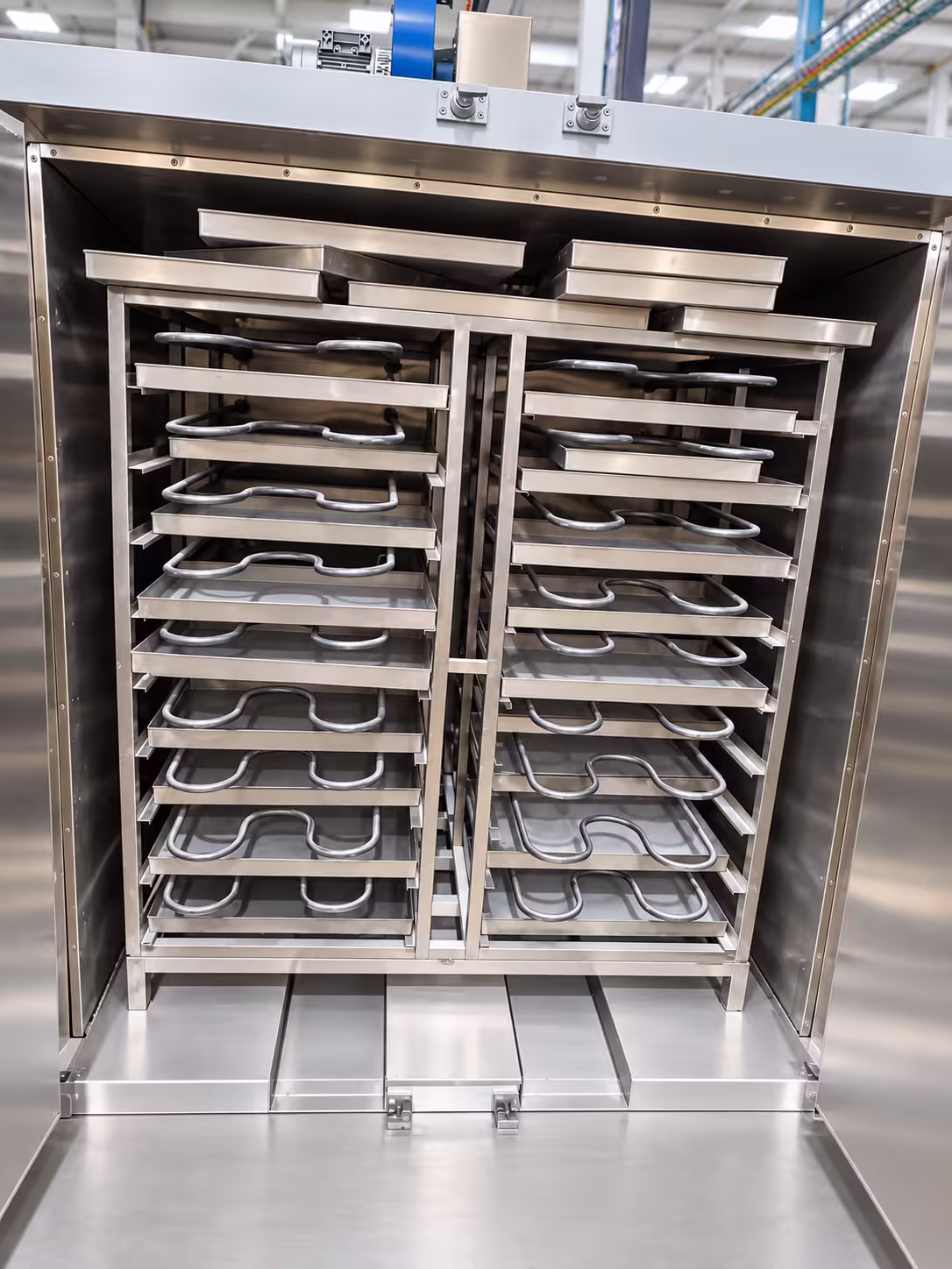Powder drying oven loaded tray racks